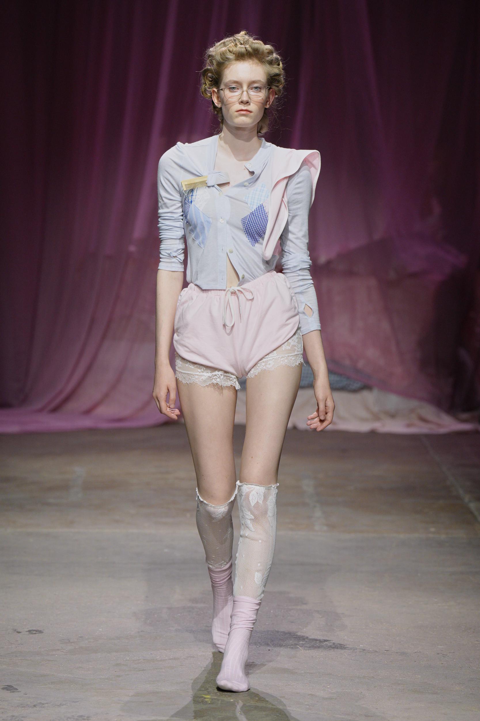 Défilé - Yuhan Wang - Prêt à porter Printemps-Eté 2027
